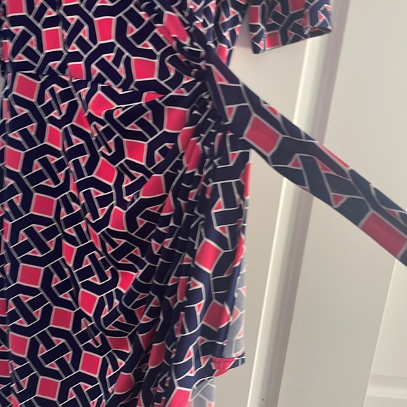 Maggy London wrap dress - Picture 4 of 8